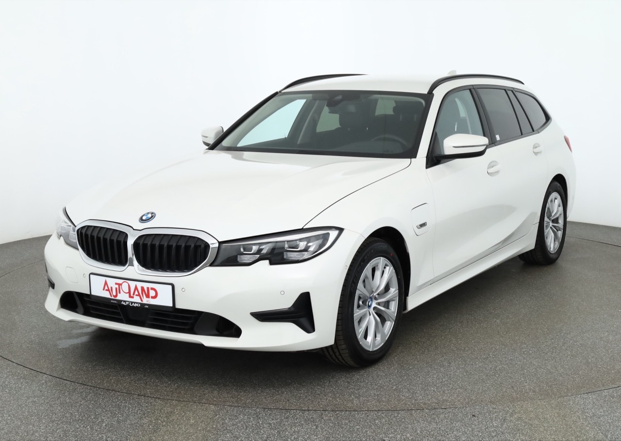 BMW 330 e Touring
