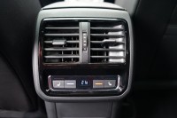 VW Arteon 2.0 R-Line 4Motion