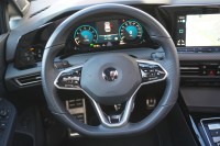 VW Golf VIII 2.0 TSI R-Line DSG