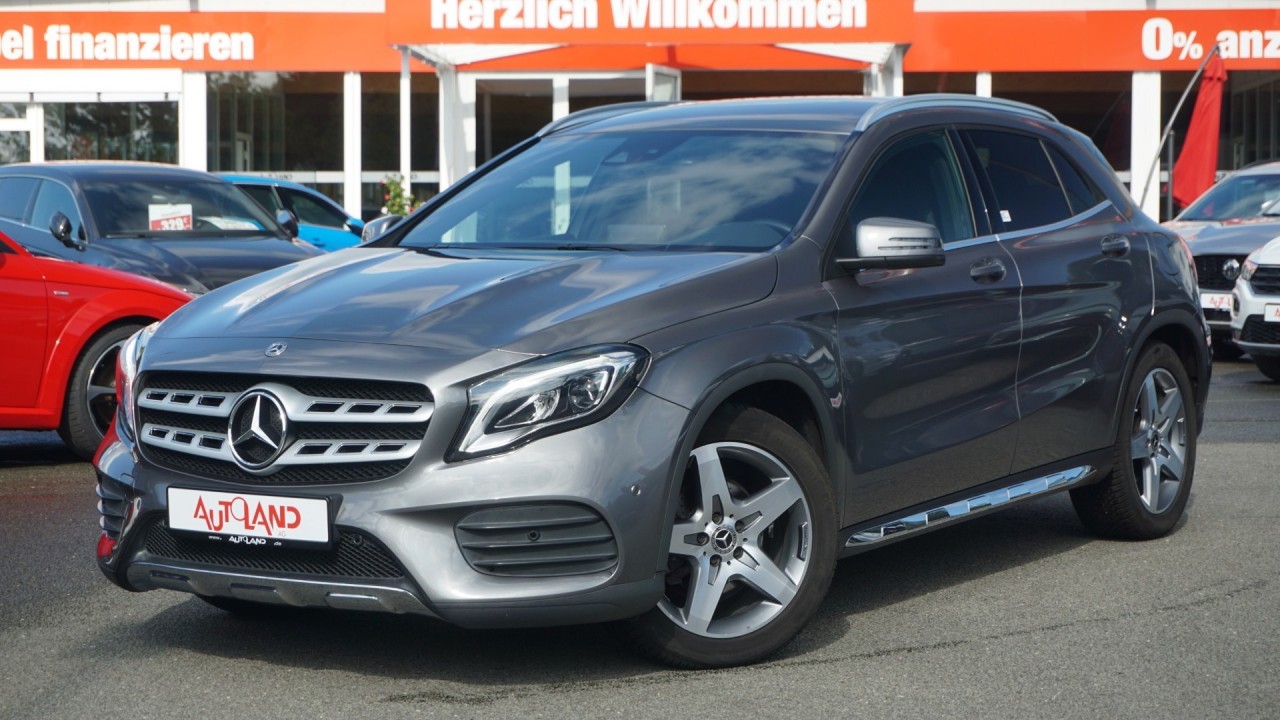 Mercedes-Benz GLA 200 AMG Line