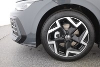 VW Golf VIII Variant 1.5 eTSI R-Line DSG