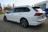 VW Golf VIII Variant R-Line eTSI