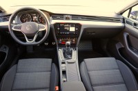 VW Passat Variant 1.5 TSI R-Line