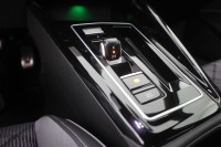 VW Golf VIII Variant 2.0 TDI DSG 2x R-Line