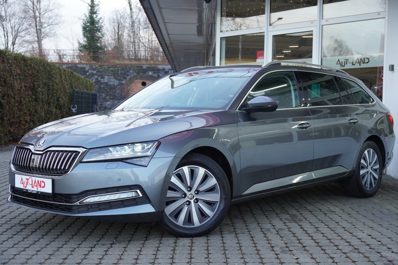 Skoda Superb Combi 2.0 TDI DSG Style