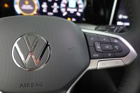 VW Golf VIII Variant 1.5 TSI DSG