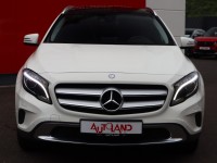 Mercedes-Benz GLA 200 d 4Matic