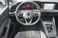 VW Golf VIII Variant 1.5 TSI R-Line