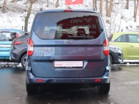 Ford Tourneo Courier 1.5 TDCi Titanium