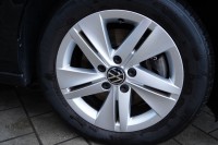 VW Golf VIII Variant 2.0 TDI Life DSG
