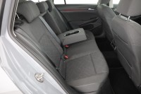 VW Golf VIII Variant 1.5 eTSI DSG Life