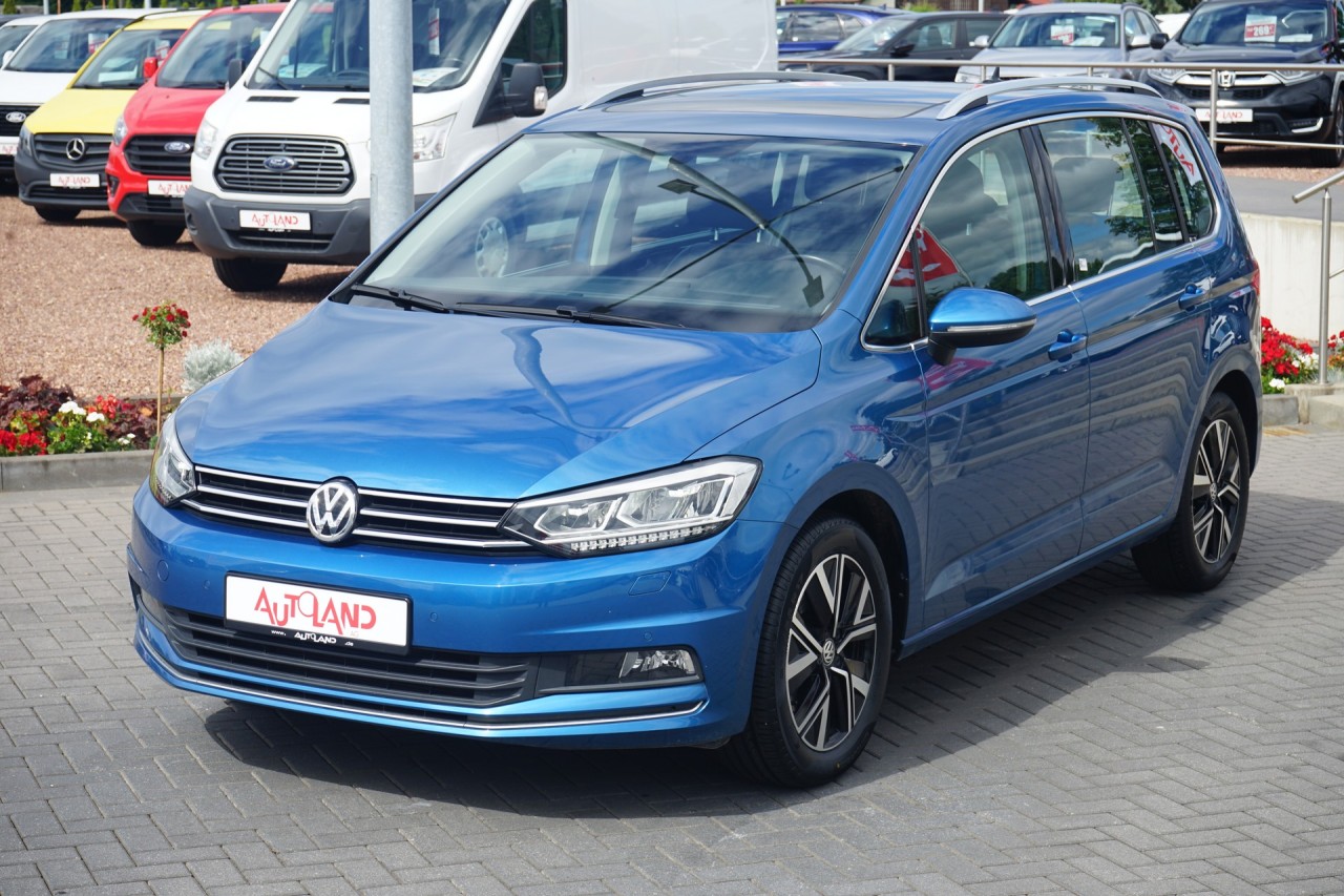 VW Touran 1.5 Highline SHZ Pano