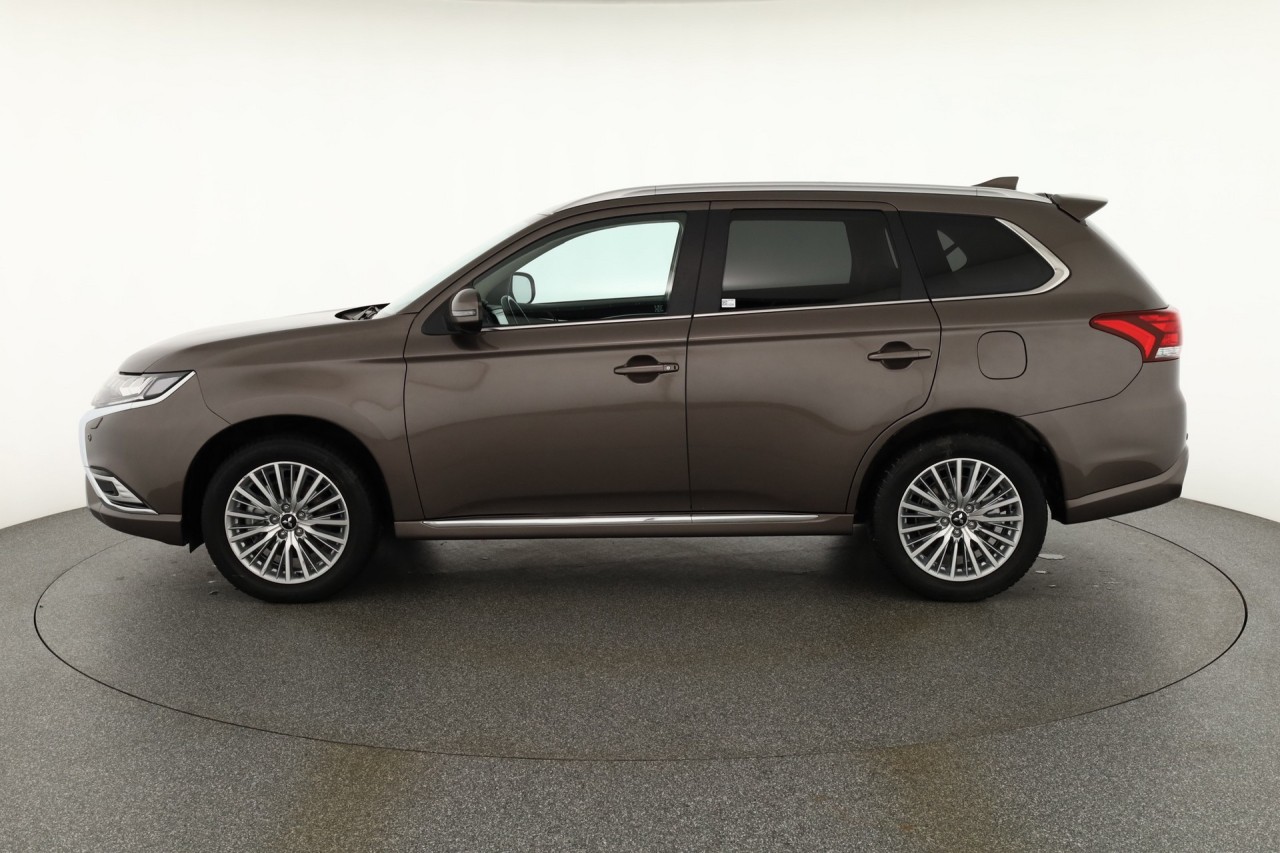 Mitsubishi Outlander 2.4 PHEV 4WD
