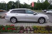 VW Golf VIII Variant 1.0 Life