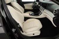 Mercedes-Benz E 220 220d T AMG Line