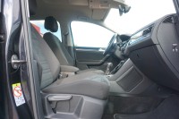 VW Touran 1.5 TSI R-Line