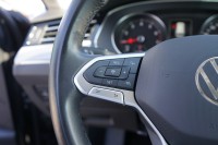 VW Passat Variant 1.5 TSI DSG R-Line