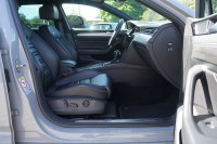 VW Passat Variant 2.0 TSI DSG R-Line Edition