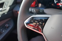 VW Golf VIII Variant R-Line eTSI