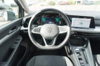 VW Golf VIII Variant 1.5 eTSI DSG