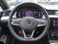 VW Passat Variant 2.0 R-Line 4Motion