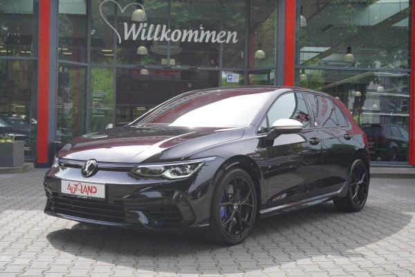 VW Golf VIII 2.0 R 4Motion