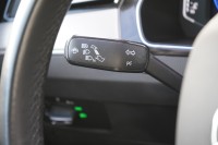 VW Passat Variant 1.5 TSI DSG R-Line