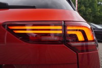 VW Golf VIII Variant 1.5 eTSI DSG R-Line