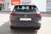 VW Golf VIII Variant Life eTSI