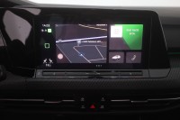 VW Golf VIII Variant 2.0 TDI DSG 2x R-Line