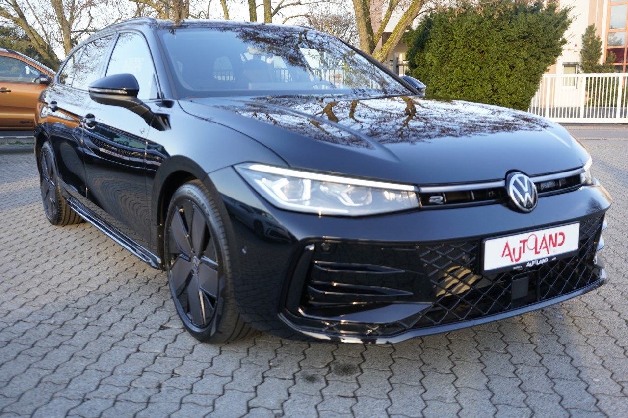 VW Passat Variant R-Line BlackStyle 2.0 TSI 4M DSG