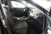 Audi A6 Avant 40 2.0 TDI basis