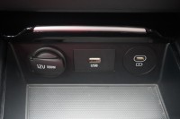 Kia xcee'd XCeed 1.5 T-GDI AT