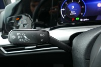 VW Golf VIII Variant 2.0 TDI Life DSG