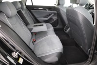 VW Passat Variant 1.5 eTSI DSG Business