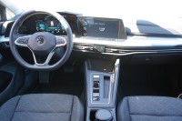 VW Golf VIII Variant Life eTSI