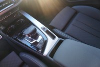 Audi A4 Quattro 40 2.0 TDI quattro S line