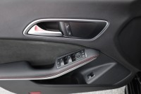 Mercedes-Benz CLA 200 Shooting Brake AMG Line