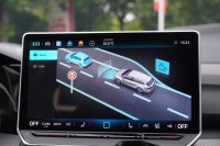 VW Golf VIII Variant 1.5 eTSI DSG R-Line