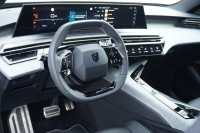 Peugeot 5008 GT 1.2 Hybrid Aut.