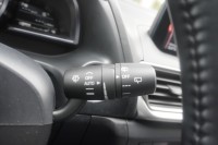 Mazda 3 2.0 Exclusive-Line