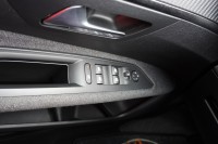Peugeot 3008 1.2 12V e-THP Active Pack