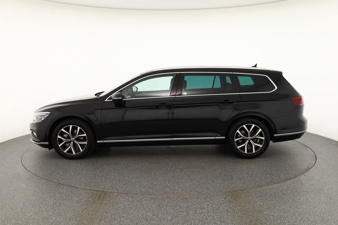 VW Passat Variant 2.0 TDI DSG Elegance