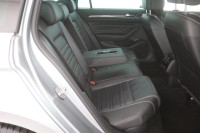 VW Passat Variant 2.0 TDI DSG R-Line