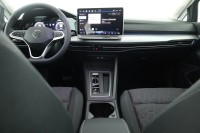 VW Golf VIII e1.5 TSI DSG