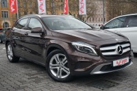 Mercedes-Benz GLA 200 Standard