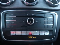 Mercedes-Benz GLA 200 Urban