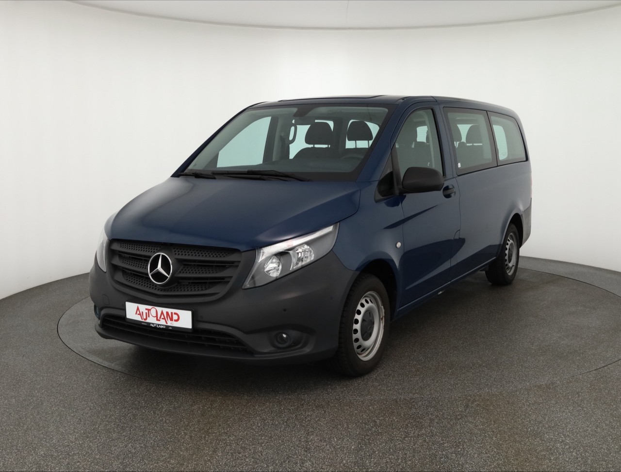 Mercedes-Benz Vito Tourer lang 8-Sitzer