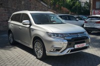 Mitsubishi Outlander 2.4 Plug-In Hybrid Plus 4WD