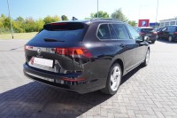 VW Golf VIII Variant 2.0 TDI Life DSG